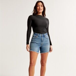 Abercrombie & Fitch Curve Love High Rise Dad Short